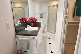 1323 Queens Rd, Charlotte, NC 28207 - Photo 18