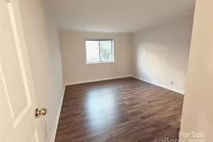 1323 Queens Rd, Charlotte, NC 28207 - Photo 16