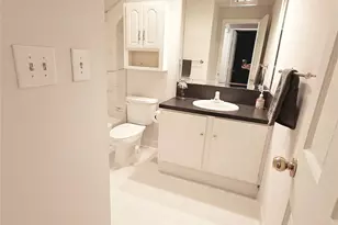 1323 Queens Rd, Charlotte, NC 28207 - Photo 12