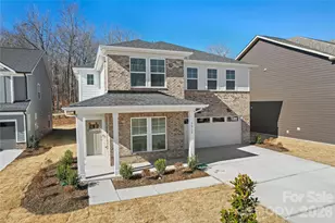 1015 WT Ferguson Dr, Indian Trail, NC 28104 - Photo 2