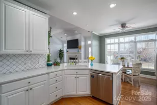 2616 Nicklaus Ct NE, Conover, NC 28613 - Photo 10