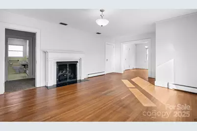 313 17th Street NW, Hickory, NC 28601 - Photo 6