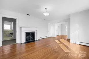 313 17th St NW, Hickory, NC 28601 - Photo 6