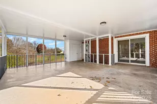 313 17th St NW, Hickory, NC 28601 - Photo 18