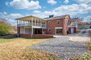 313 17th St NW, Hickory, NC 28601 - Photo 42