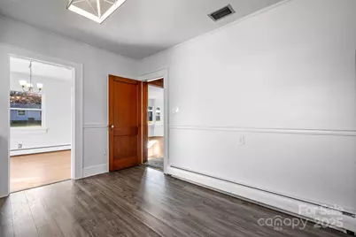 313 17th Street NW, Hickory, NC 28601 - Photo 12