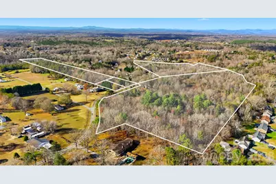 3564 28th Street NE, Hickory, NC 28601 - Photo 2