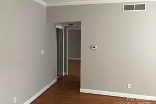 5925 Quail Hollow Rd, Charlotte, NC 28210 - Photo 4