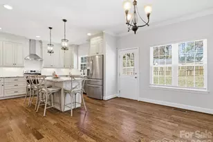 3211 Oakdale Rd, Charlotte, NC 28216 - Photo 16