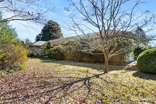 110 Yardley Ct, Hendersonville, NC 28739 - Photo 24