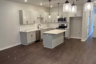 9717 Misenheimer Rd, Charlotte, NC 28215 - Photo 6