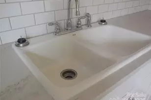 2208 Community Park Dr, Matthews, NC 28104 - Photo 6