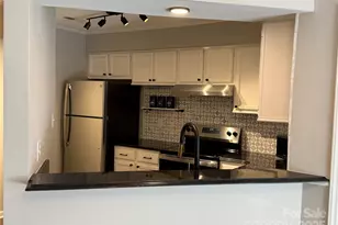 2520 Stradbrook Dr, Charlotte, NC 28210 - Photo 4