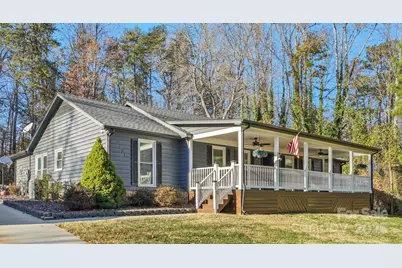 9401 Elvis Drive, Charlotte, NC 28215 - Photo 1