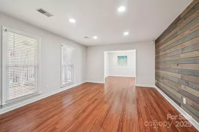 9401 Elvis Drive, Charlotte, NC 28215 - Photo 20