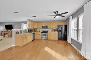 725 Lynville Ln, Rock Hill, SC 29730 - Photo 10