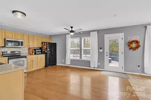 725 Lynville Ln, Rock Hill, SC 29730 - Photo 10