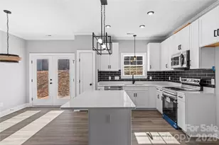 2328 Summerlin St, Winston Salem, NC 27103 - Photo 8