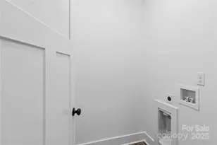 2328 Summerlin St, Winston Salem, NC 27103 - Photo 14