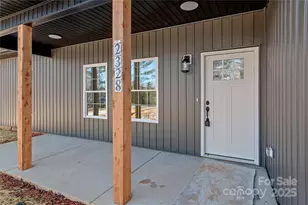 2328 Summerlin St, Winston Salem, NC 27103 - Photo 4