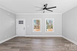 2328 Summerlin St, Winston Salem, NC 27103 - Photo 6