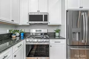 63 Vandalia Ave, Asheville, NC 28806 - Photo 18