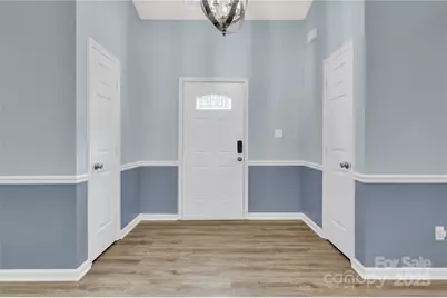 10402 Rolling Glen Court, Charlotte, NC 28214 - Photo 2