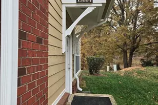 15224 Coventry Ct Ln, Charlotte, NC 28277 - Photo 2