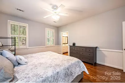 560 20th Avenue Court NW, Hickory, NC 28601 - Photo 28