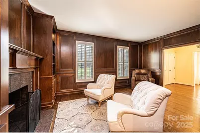 560 20th Avenue Court NW, Hickory, NC 28601 - Photo 8