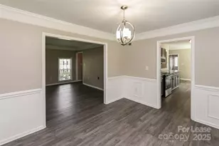 5015 Rivergreen Ln, Charlotte, NC 28227 - Photo 6