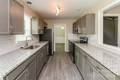 5015 Rivergreen Lane, Charlotte, NC 28227 - Photo 4