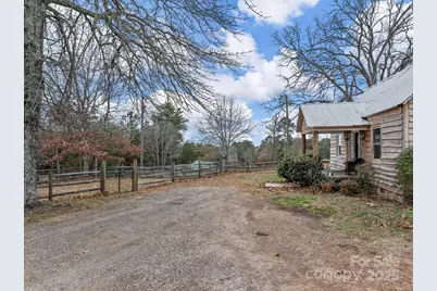 139 Clarkson Lane, Tryon, NC 28782 - Photo 4