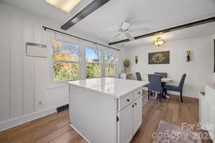 6621 Starcrest Dr, Charlotte, NC 28210 - Photo 8