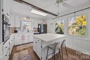 6621 Starcrest Dr, Charlotte, NC 28210 - Photo 6