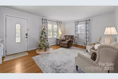 6621 Starcrest Drive, Charlotte, NC 28210 - Photo 10