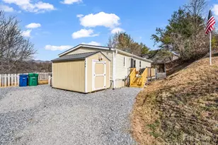 106 Hazy Day Rd, Swannanoa, NC 28778 - Photo 24