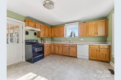 411 Walker Street, Columbus, NC 28722 - Photo 14