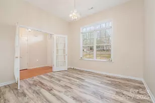 8814 Oldenburg Dr, Mount Pleasant, NC 28124 - Photo 6