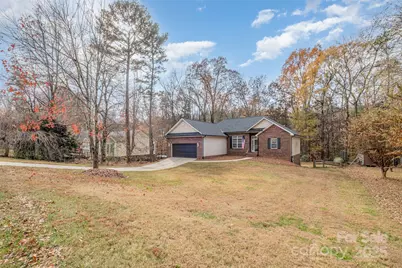 8814 Oldenburg Drive, Mount Pleasant, NC 28124 - Photo 2