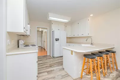 8814 Oldenburg Drive, Mount Pleasant, NC 28124 - Photo 18