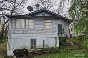 515 3rd Ave, Hendersonville, NC 28739 - Photo 4