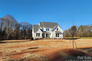 5020 Carolina N Dr, Gastonia, NC 28056 - Photo 4