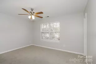 5728 Fairchase Ave, Charlotte, NC 28269 - Photo 8