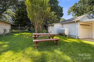 29 Oteen Park Pl, Asheville, NC 28805 - Photo 24