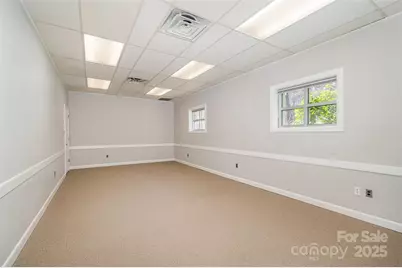 3718 Old Battleground Road, Greensboro, NC 27410 - Photo 12