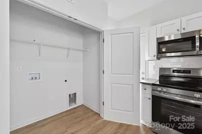 1822 Wilson W Lee Boulevard, Statesville, NC 28677 - Photo 10