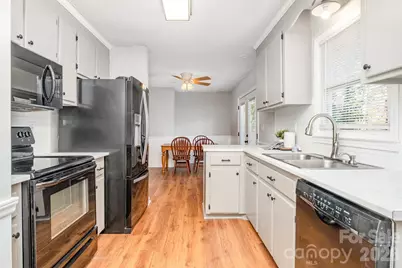 123 General Pemberton Street, Stanley, NC 28164 - Photo 14