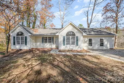 123 General Pemberton Street, Stanley, NC 28164 - Photo 2