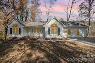 123 General Pemberton St, Stanley, NC 28164 - Photo 30